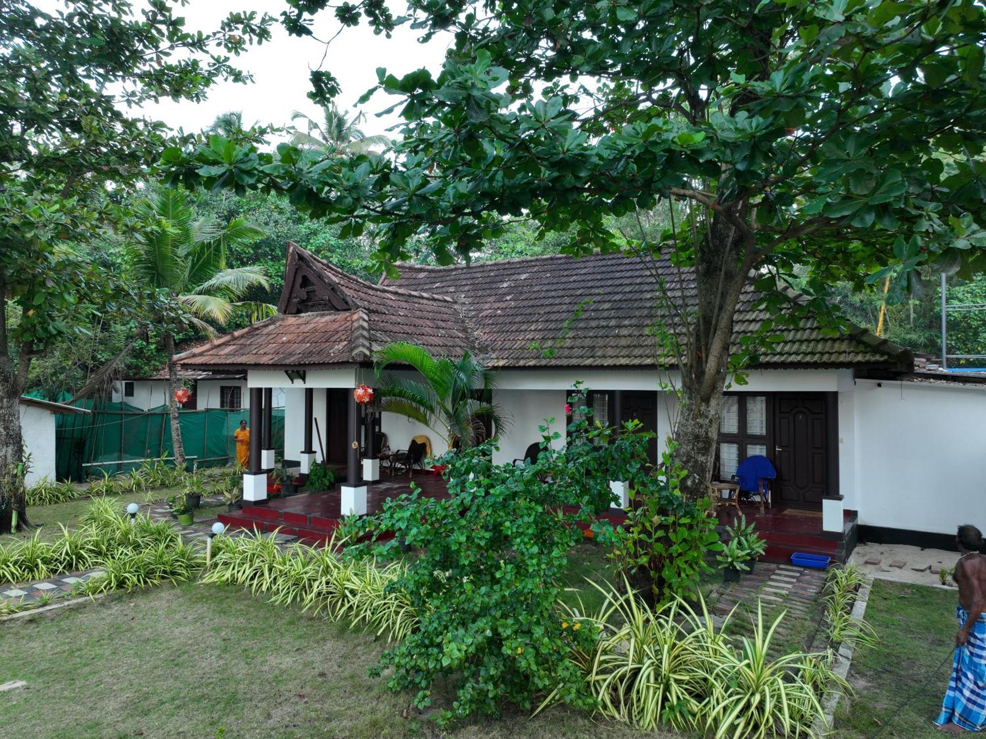 Marari Sealap Beach Villas Mararikulam Exterior photo